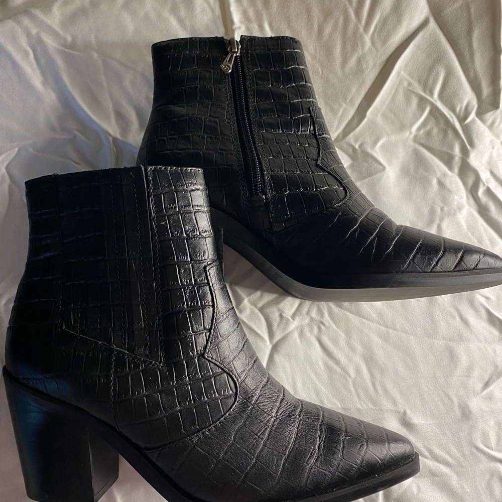 Blonde Black embossed croc, waterproof booties. Chic, NEW, never worn, no box.